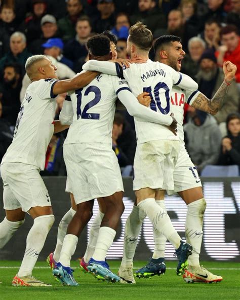 Premier League Il Tottenham Batte Il Crystal Palace E Resta Primo