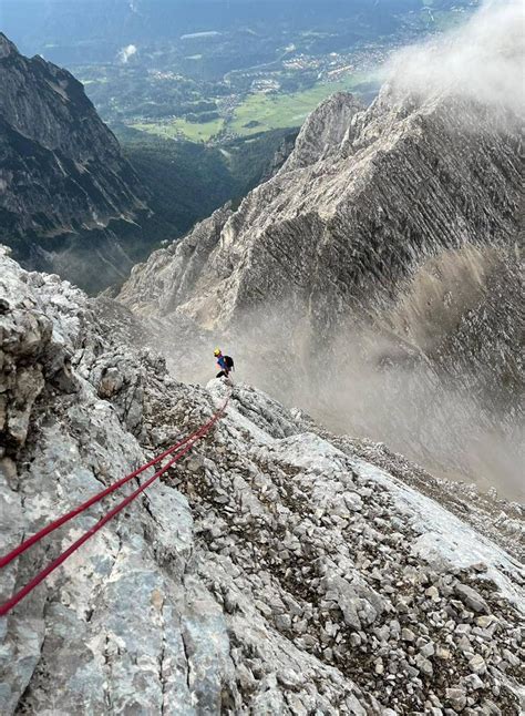 Einsatz Marathon für Bergwacht Garmisch Partenkirchen 22 Mal müssen