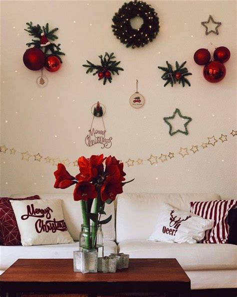 Decoração de Natal simples para parede no estilo faça você mesmo