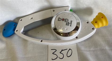 Bop It Game | EstateSales.org