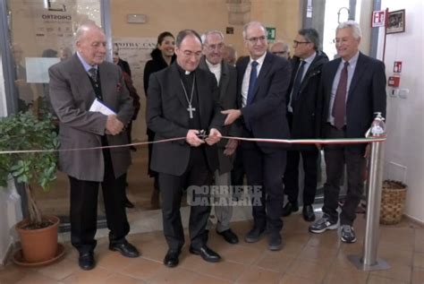 A Lamezia La Mostra Castelli E Chiese Di Calabria E La Presentazione