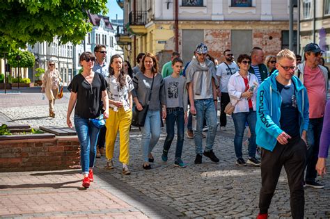 Spacer Szlakiem Detali Architektonicznych Tarnowa Tarn W Polski