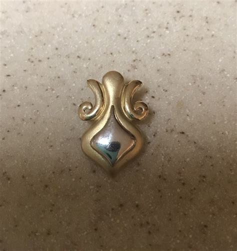 Two Tone K Gold Vintage Pendant Gem