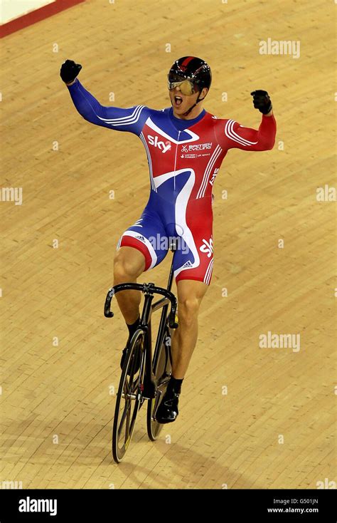 Great Britain S Sir Chris Hoy Celebrates Winning Gold In The Men S Keirin Final During Day Two