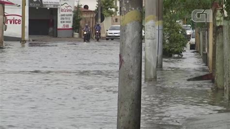 Chuva Forte Alaga Vias Em Campos No Rj Norte Fluminense G