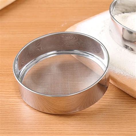 Stainless Steel Fine Mesh Flour Sifter Handheld Flour Sifting Sieve