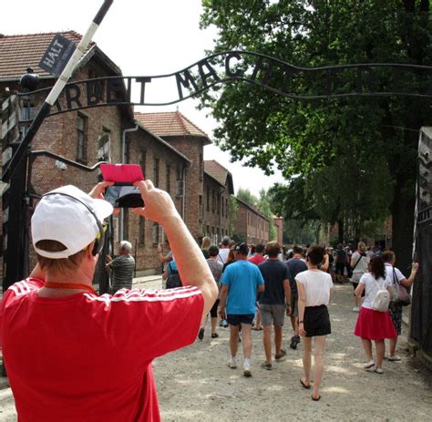 Holocaust Gedenken Wie viele Besucher verträgt Auschwitz WELT