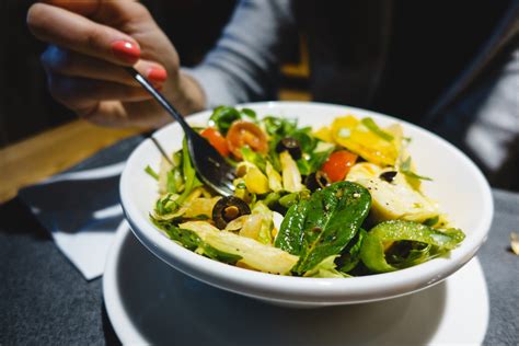 무료 이미지 요리 식품 성분 Garden Salad 시금치 샐러드 잎 채소 생기게 하다 채식주의 자 음식