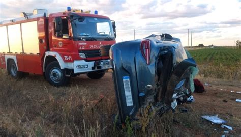 Mueren Dos Personas En León Tras Un Grave Accidente De Tráfico Noticias De León Y Provincia