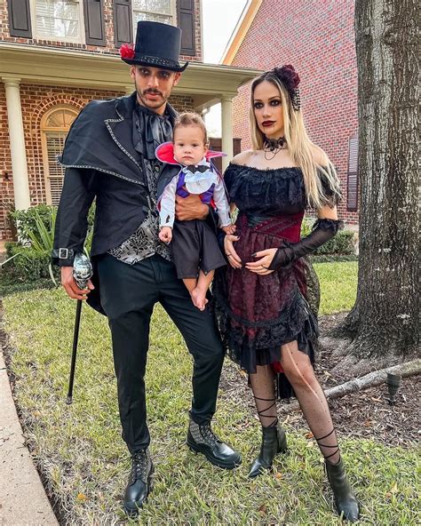 39 Best Family of 3 Halloween Costumes for Halloween.