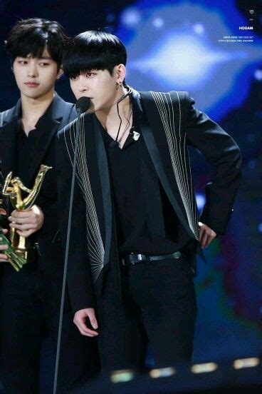 Hoya Infinite Golden Disc Awards Hoya Infinite Golden Discs