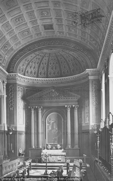 Photo of Cambridge, Clare College Chapel 1914