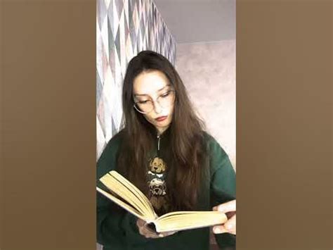 Когда всю книгу думала что он голубоглазый брюнет 😅 #books #booktok # ...