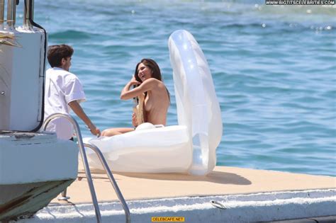 Bianca Balti No Source Topless Babe Toples Celebrity Beautiful Posing