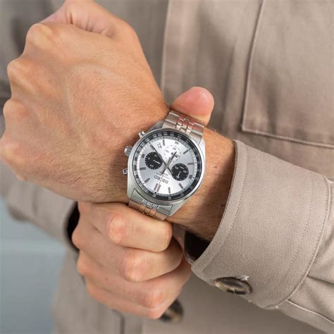 Seiko Chronograph Quartz Ssb425p1 Mythical Watch