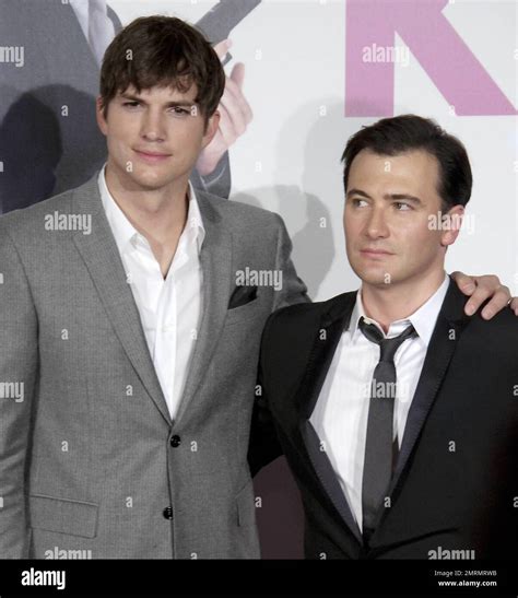 El Actor Ashton Kutcher Y El Director Robert Luketic Llegan A La