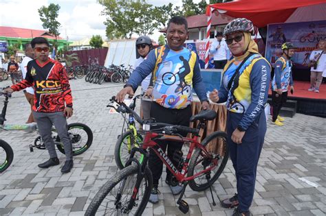 Sambut HUT Kota Kendari Ke 192 Tahun Ketua DPRD Ikuti Gowes