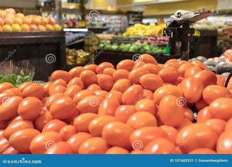 Roma Tomatoes In Grocery Store Stock Image Image Of Bright Fresh