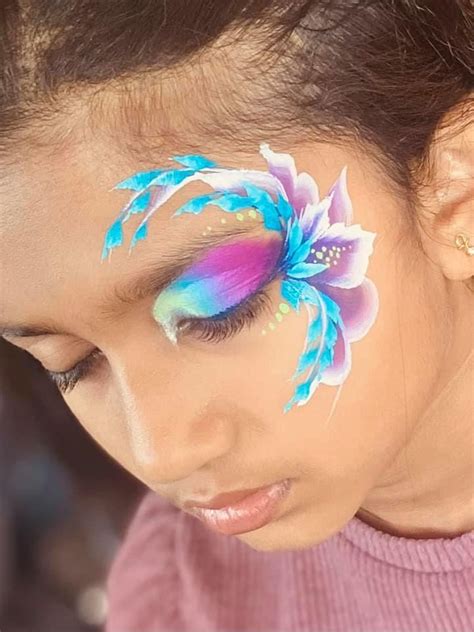 Eyedesign Face Painting Designs Hippie Face Paint Face Painting Flowers