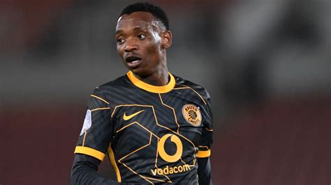 Former Kaizer Chiefs Star Khama Billiat Returns To South Africa For The