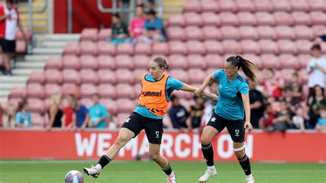 Womens Gallery On The Turf At St Marys Southampton Fc Official Site