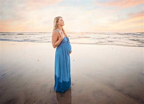 Top 8 Reasons To Book A San Diego Prenatal Massage