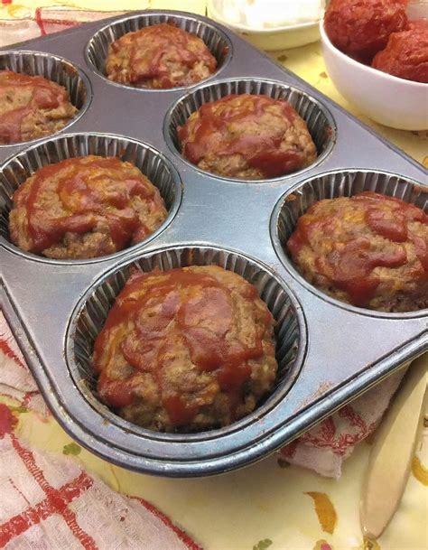 Mini Meatloaf In A Muffin Tin