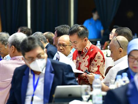 Bey Machmudin Hadiri Rapat Pleno Pemilihan Rektor Unpad Periode 2024