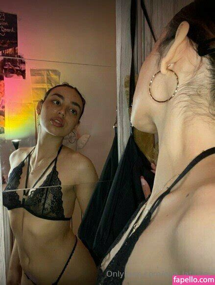 Mia Latina Mia Latinaa Nude Leaked Onlyfans Photo Fapello