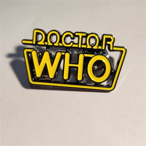 Doctor Who Exclusive Lapel Pin Vintage 1980s Logo Yellow Classic