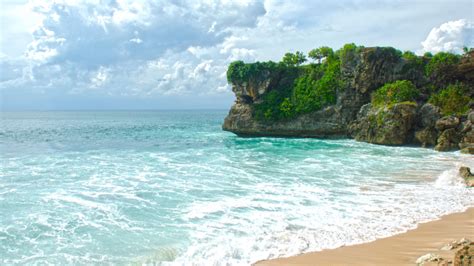 Pantai Balangan Bali Destinasi Wisata Indag Di Pulau Dewata