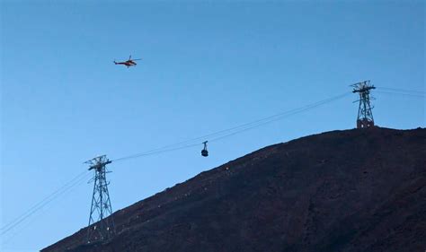 Dezenas de pessoas presas em teleférico durante várias horas em Espanha