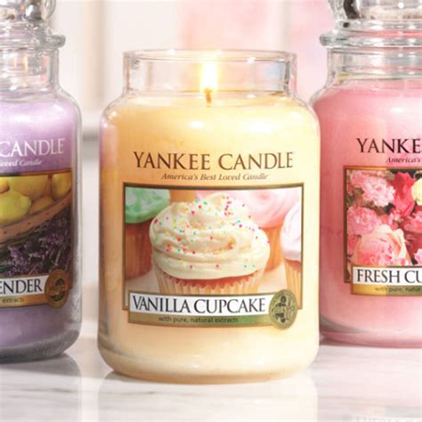 Yankee Candle Vanilla Cupcake Large Jar - Home Store + More