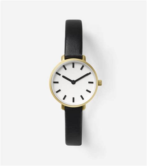 The 16 Best Minimalist Watches You Should Know About | Who What Wear