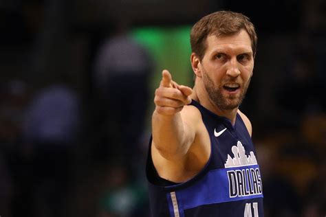 Dirk Nowitzki Re Signs With The Dallas Mavericks Mavs Moneyball