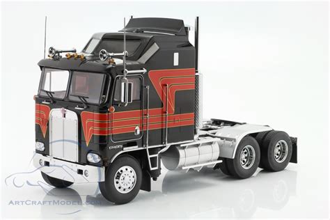 Kenworth K100 Aerodyne Truck 1976 black / red - RK180142, EAN 4260699762115