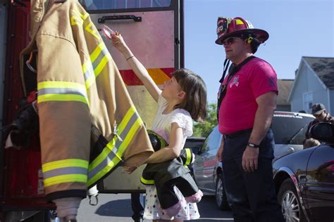 Photos A Special Escort Home Duluth News Tribune News Weather And Sports From Duluth