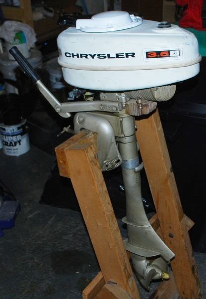 Chrysler Boat Motor