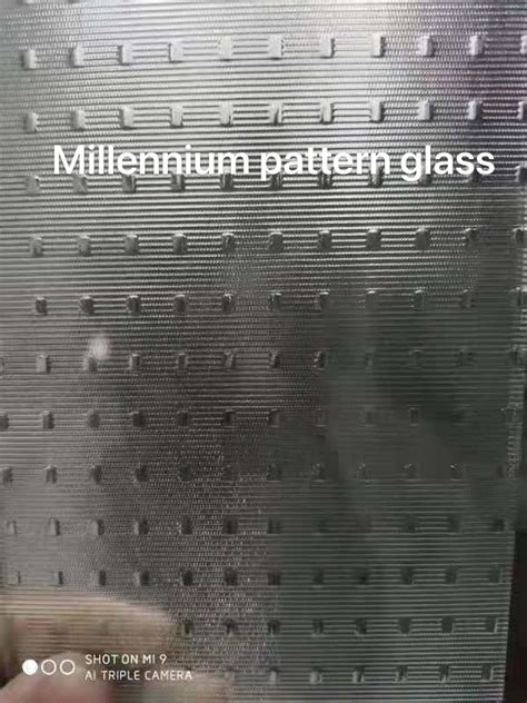 Ultra Clear Anti Glare Clear Tinted Mistelite Flutelite Moru Millennium Patterned Glass China