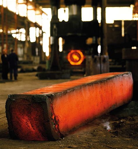 The Secret of Steel Materia Rinnovabile | Renewable Matter