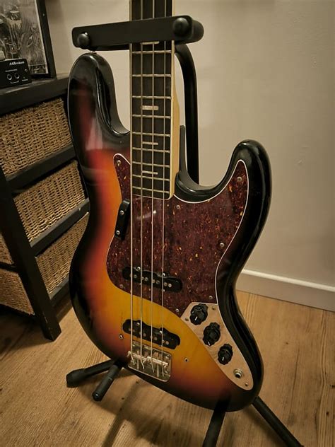 Maya Jazz Bass 70 Sunburst Reverb