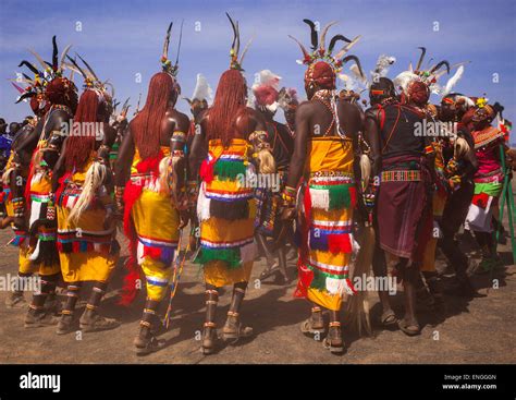 Rendille Y Tribus Turkana Bailando Juntos Durante Un Festival El Lago