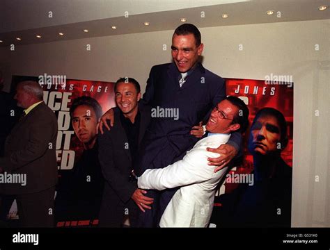 Vinnie jones gone in 60 seconds hi-res stock photography and images - Alamy