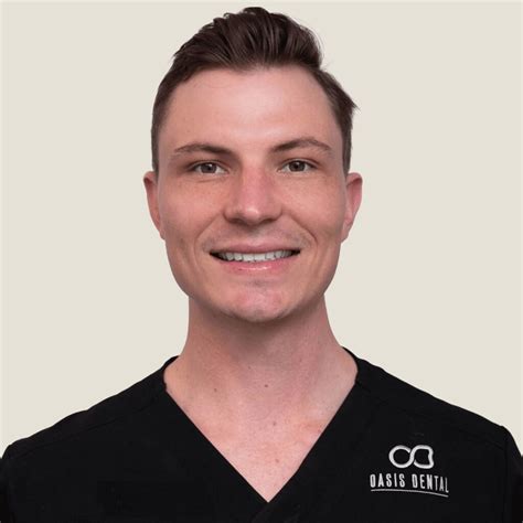 Dr Kyle Brasher Gold Coast Dentist Oasis Dental Studio