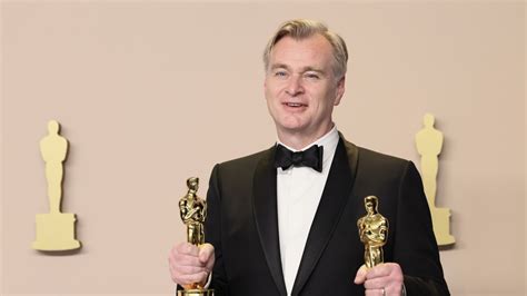 Колко спечели Кристофър Нолан от успеха на "Опенхаймер"? - Филми ...