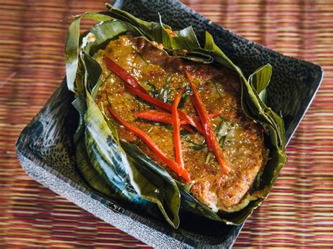 5 Great Ways To Cook With Banana Leaves The Sweet And Grassy Wrappers Beloved Around The World