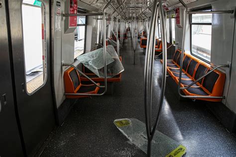 Así quedó el metro de Chile tras los destrozos en la red más moderna de América Latina Infobae