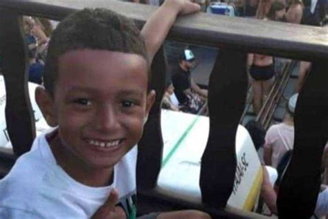 Menino De 5 Anos Atingido Por Bala Perdida Está Com Quadro De Saúde