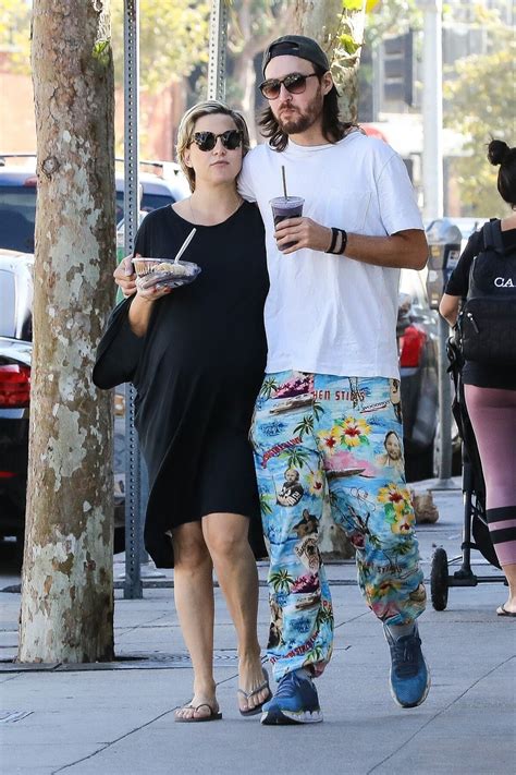 Photo Exclusif Kate Hudson Tr S Enceinte Et Son Compagnon Danny