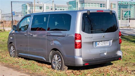 Rent Peugeot Traveller In Warsaw Book Online